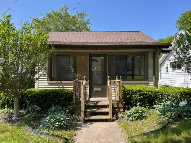 $80,000 | 1110 East North Street, Jackson, MI 49202