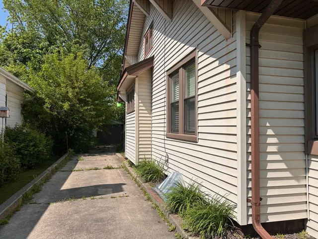 $80,000 | 1110 East North Street, Jackson, MI 49202