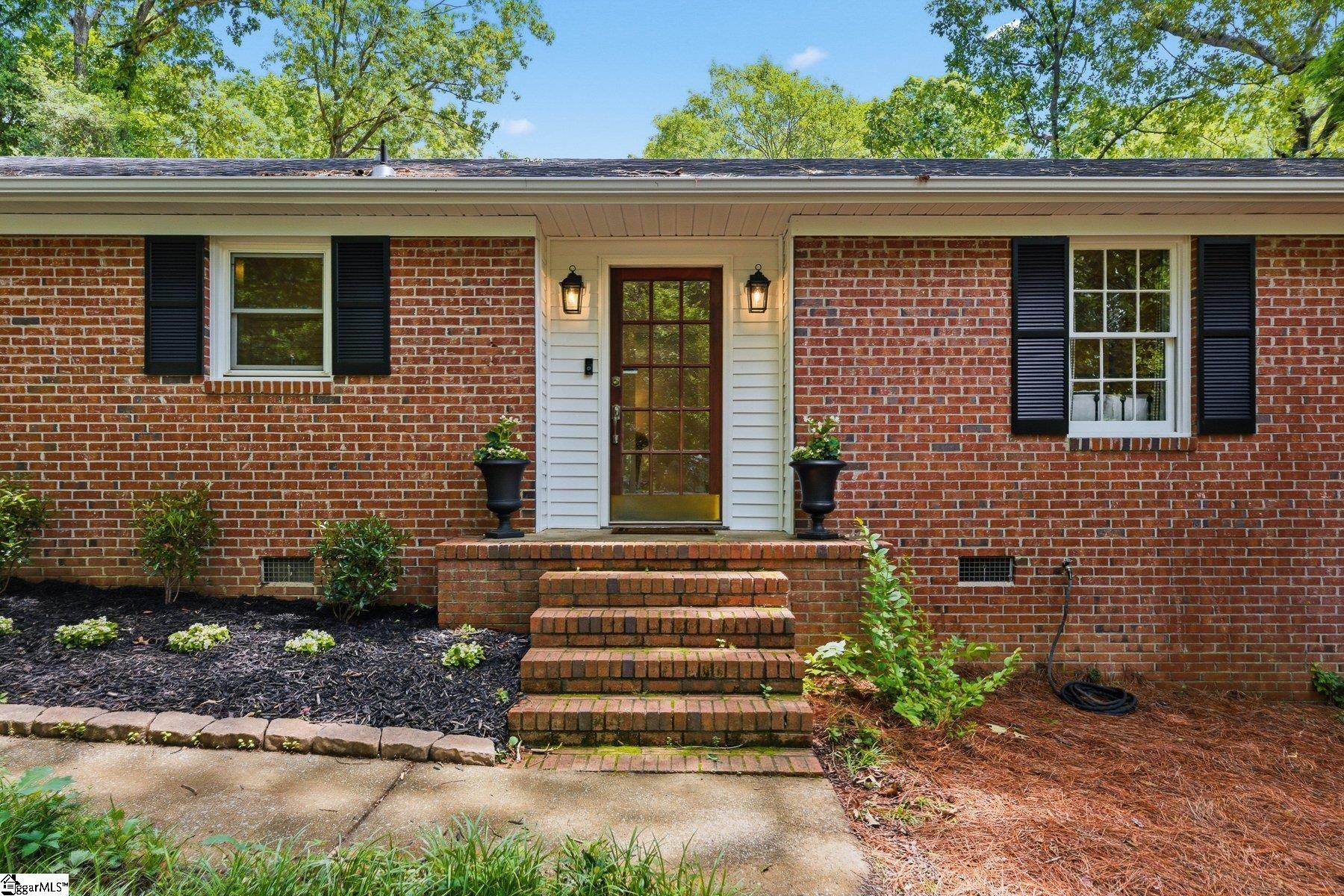 160 Carolina Way Fountain Inn, SC 29644 - Photo 5 of 39 Gallery Image 5