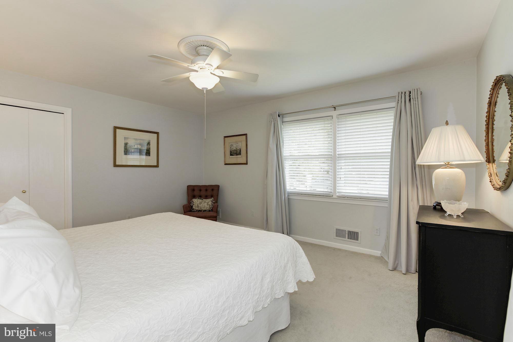 10008 Carter Road Bethesda, MD 20817 - Photo 18 of 30 Bedroom (Master)