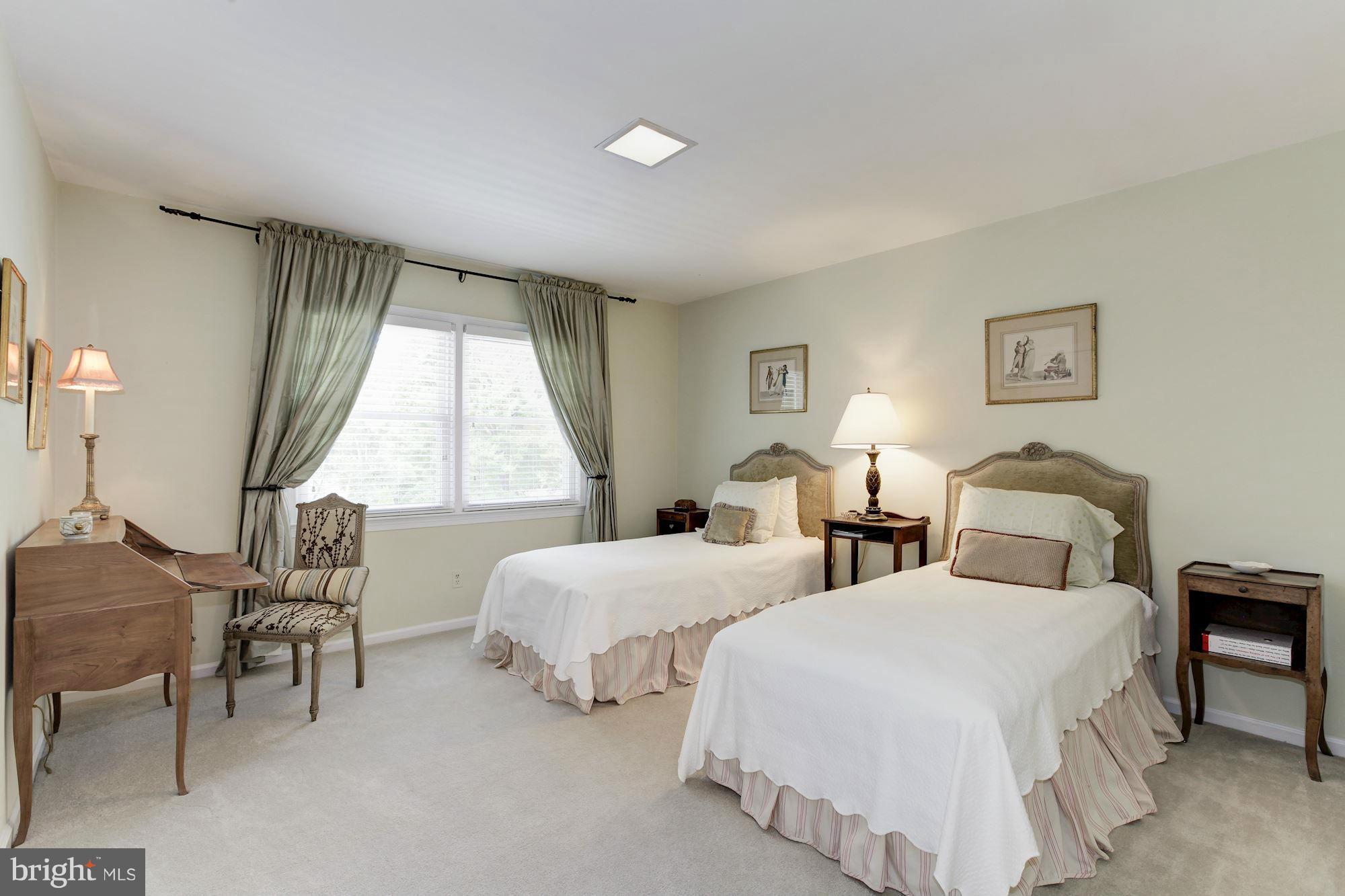 10008 Carter Road Bethesda, MD 20817 - Photo 20 of 30 Bedroom