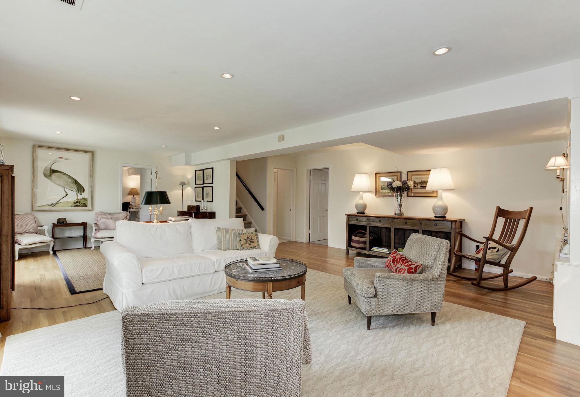 10008 Carter Road Bethesda, MD 20817 - Photo 23 of 30 Family Room