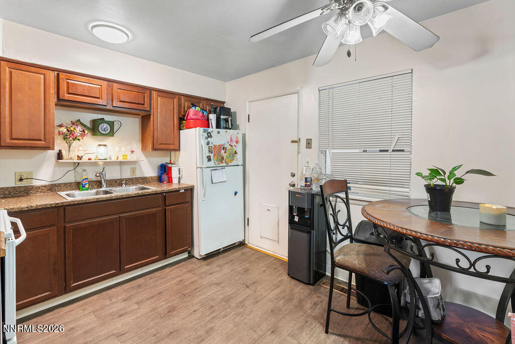 1081 Brinkby Avenue Reno, NV 89509 - Photo 33 of 49 22_1075Brinkby