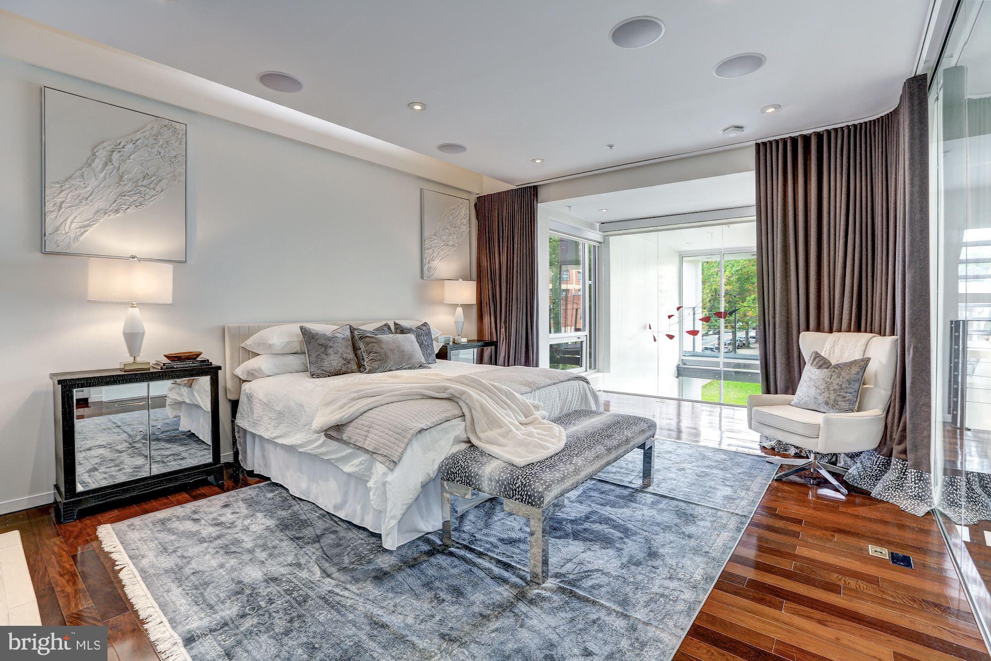 1024 W Street Northwest Washington, DC 20001 - Photo 16 of 37 Master Bedroom