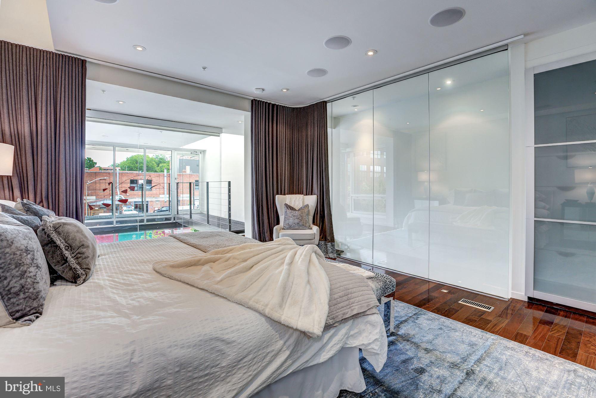 1024 W Street Northwest Washington, DC 20001 - Photo 17 of 37 Lofted Living