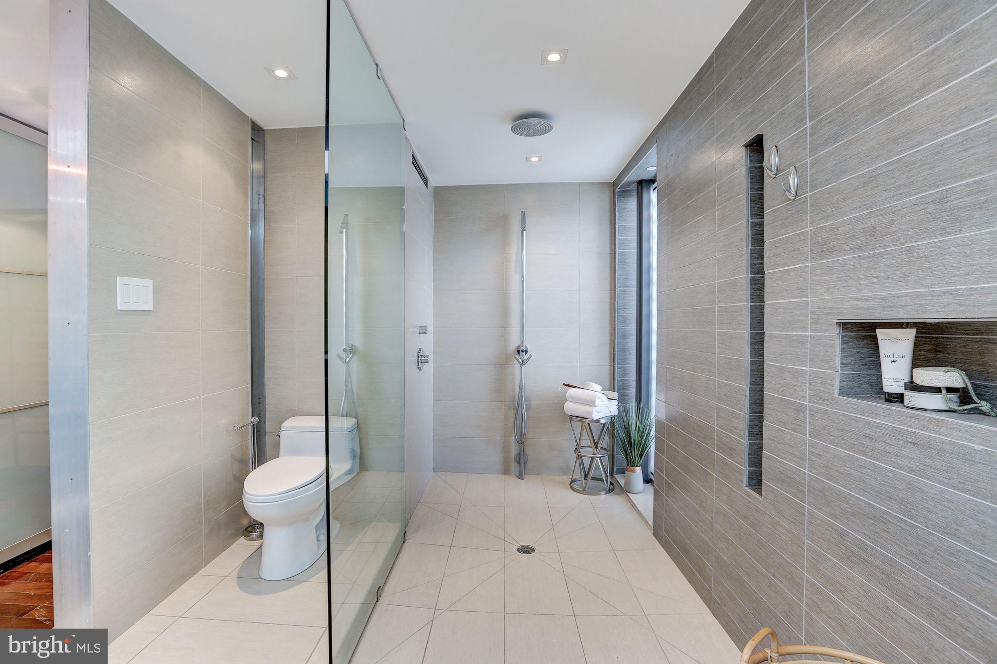 1024 W Street Northwest Washington, DC 20001 - Photo 23 of 37 Fully Upgraded