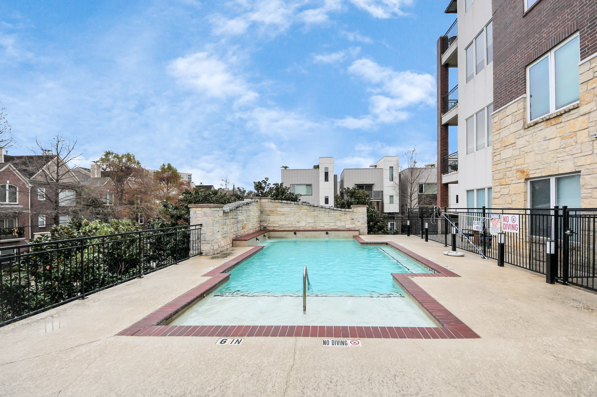 1900 Genesee Street, Unit 204 Houston, TX 77006 - Photo 35 of 40