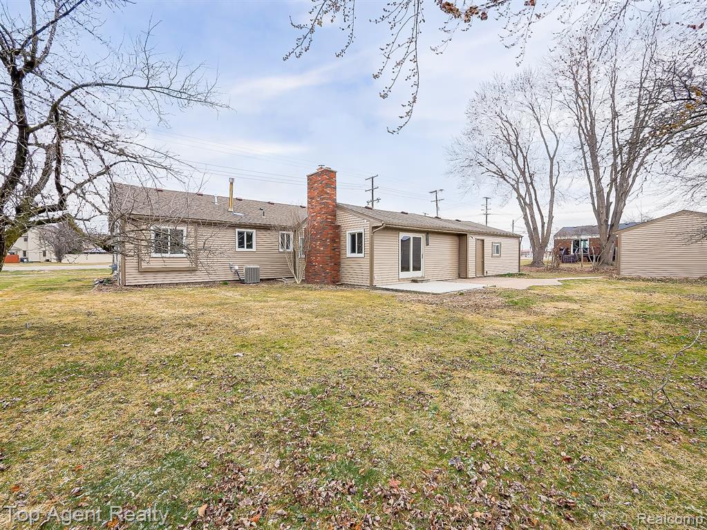 20580 21 Mile Road Macomb, MI 48044 - Photo 38 of 41