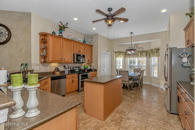 $619,000 | 693 Donmovin Court, Calabash, NC 28467