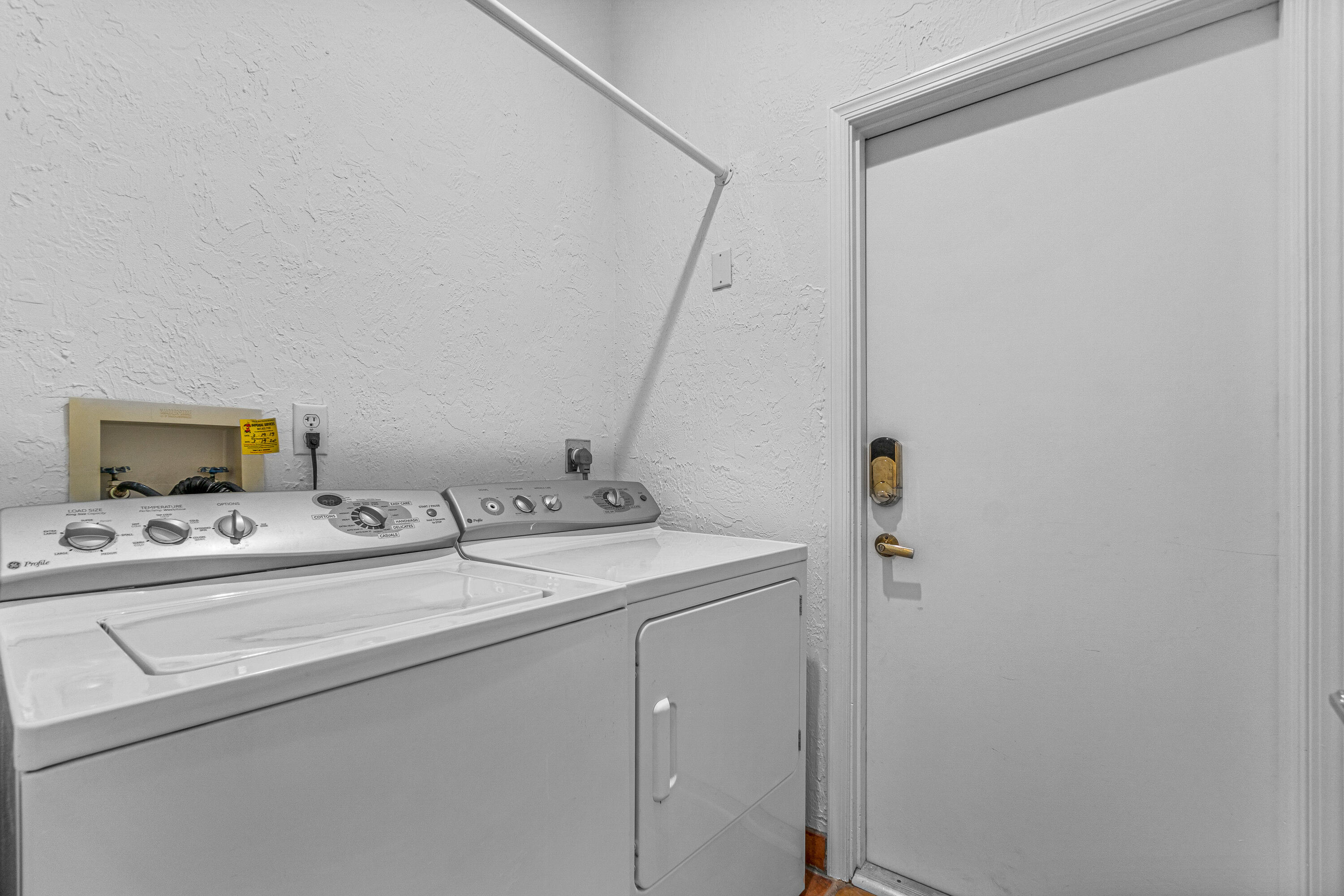 17033 Ryton Lane Boca Raton, FL 33496 - Photo 21 of 30 022-17033RytonLane-BocaRaton-FL-33496-FU