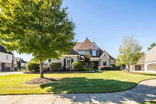 $849,000 | 1793 North Crossberry Cove, Collierville, TN 38017