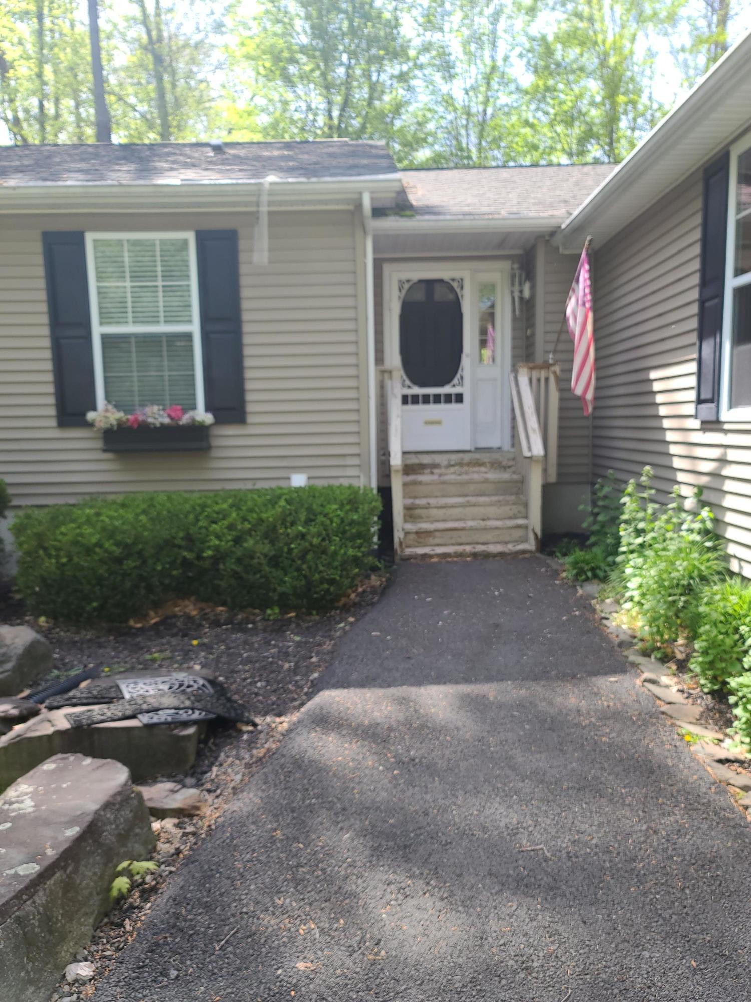 112 Lake View Road Greentown, PA 18426 - Photo 8 of 63