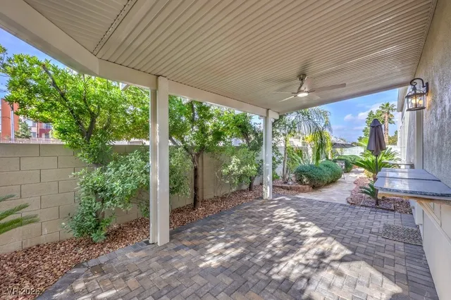 $2,995 | 111 Twin Towers Avenue, Las Vegas, NV 89123