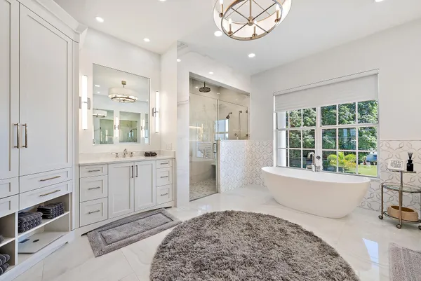 $8,950,000 | 18137 Palm Point Drive, Jupiter, FL 33458