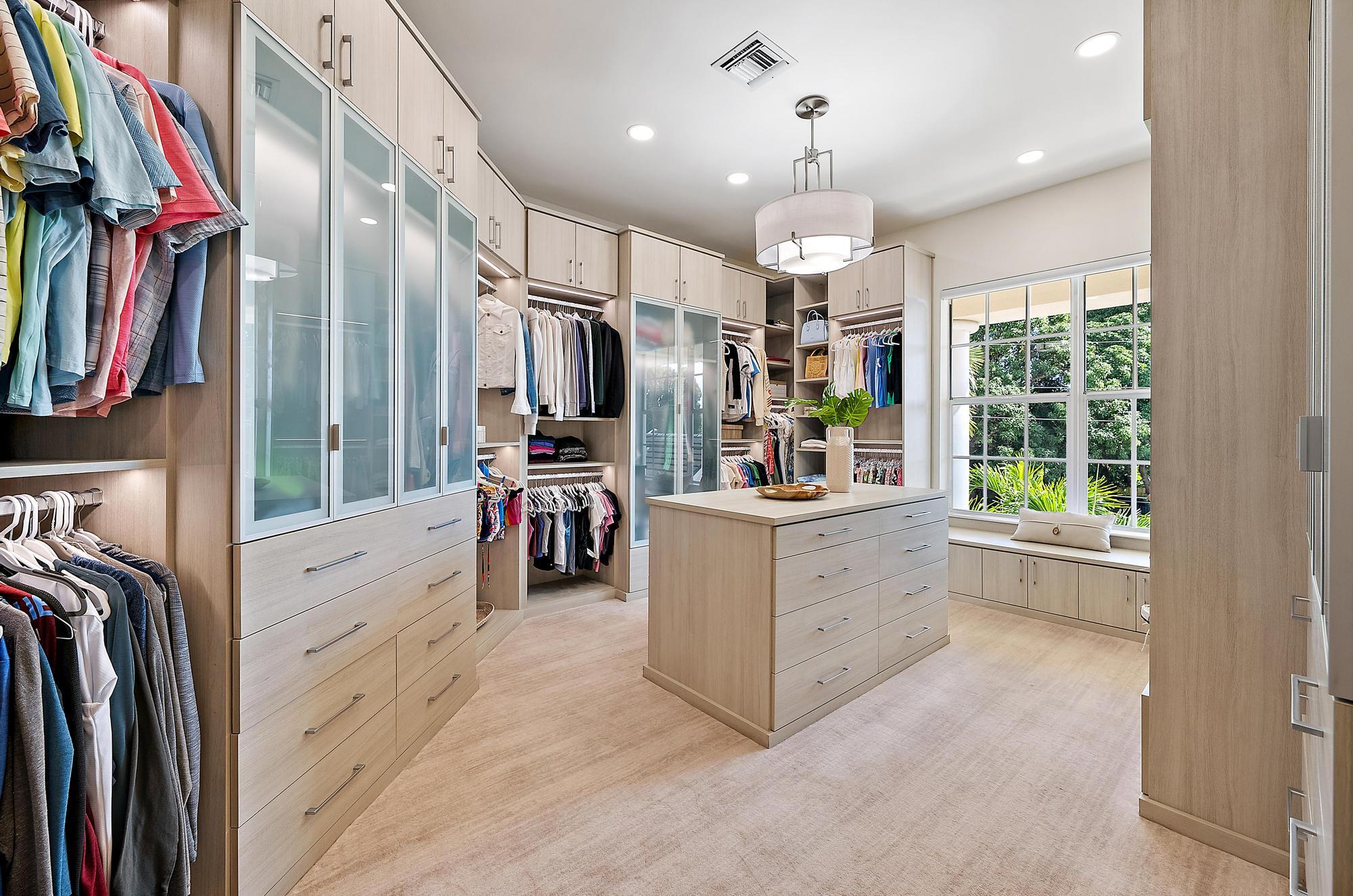 18137 Palm Point Drive Jupiter, FL 33458 - Photo 36 of 92 18137 Palm Point Dr-25