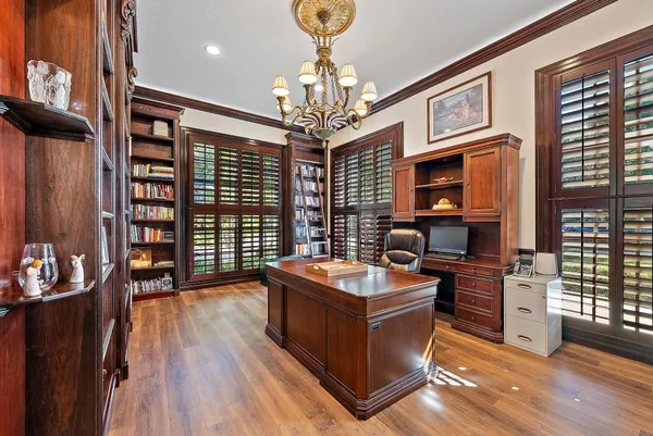 $8,950,000 | 18137 Palm Point Drive, Jupiter, FL 33458