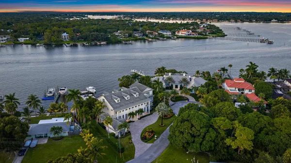$8,950,000 | 18137 Palm Point Drive, Jupiter, FL 33458