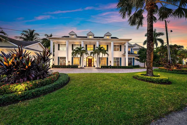 $8,950,000 | 18137 Palm Point Drive, Jupiter, FL 33458