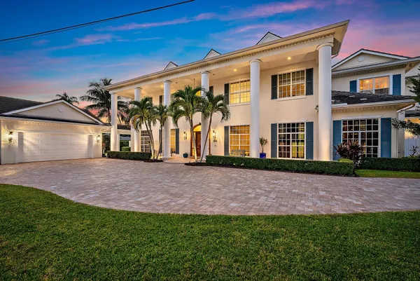 $8,950,000 | 18137 Palm Point Drive, Jupiter, FL 33458