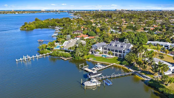 $8,950,000 | 18137 Palm Point Drive, Jupiter, FL 33458