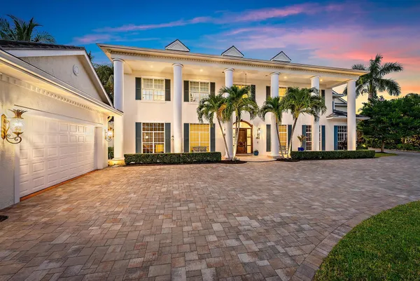$8,950,000 | 18137 Palm Point Drive, Jupiter, FL 33458