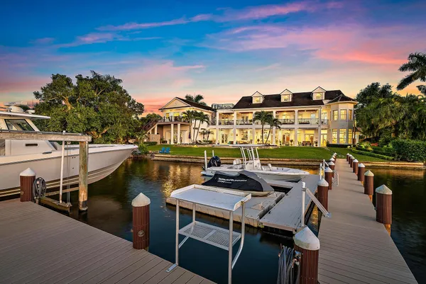 $8,950,000 | 18137 Palm Point Drive, Jupiter, FL 33458