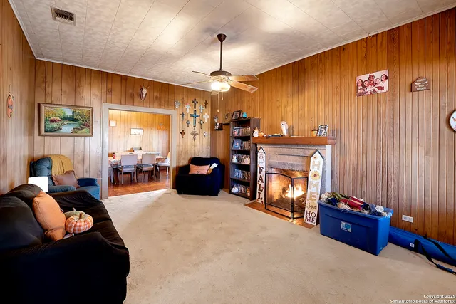 $180,000 | 612 East Guadalupe Street, Runge, TX 78151