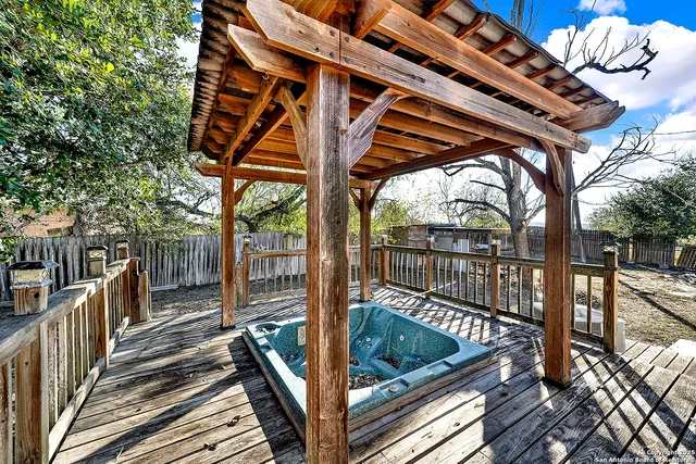 $180,000 | 612 East Guadalupe Street, Runge, TX 78151