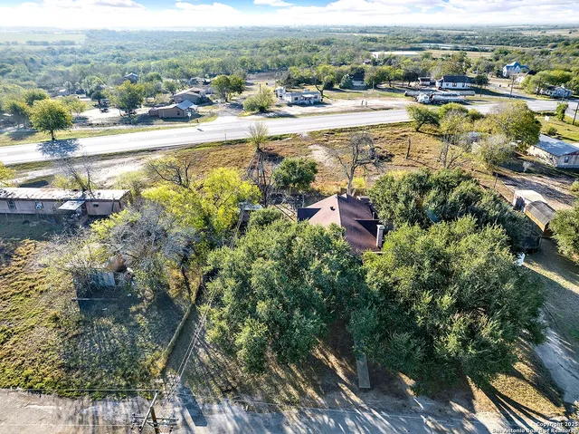 $180,000 | 612 East Guadalupe Street, Runge, TX 78151