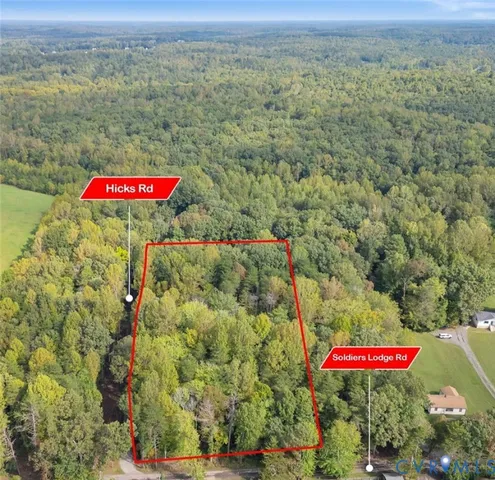 a picture of a black and white photo