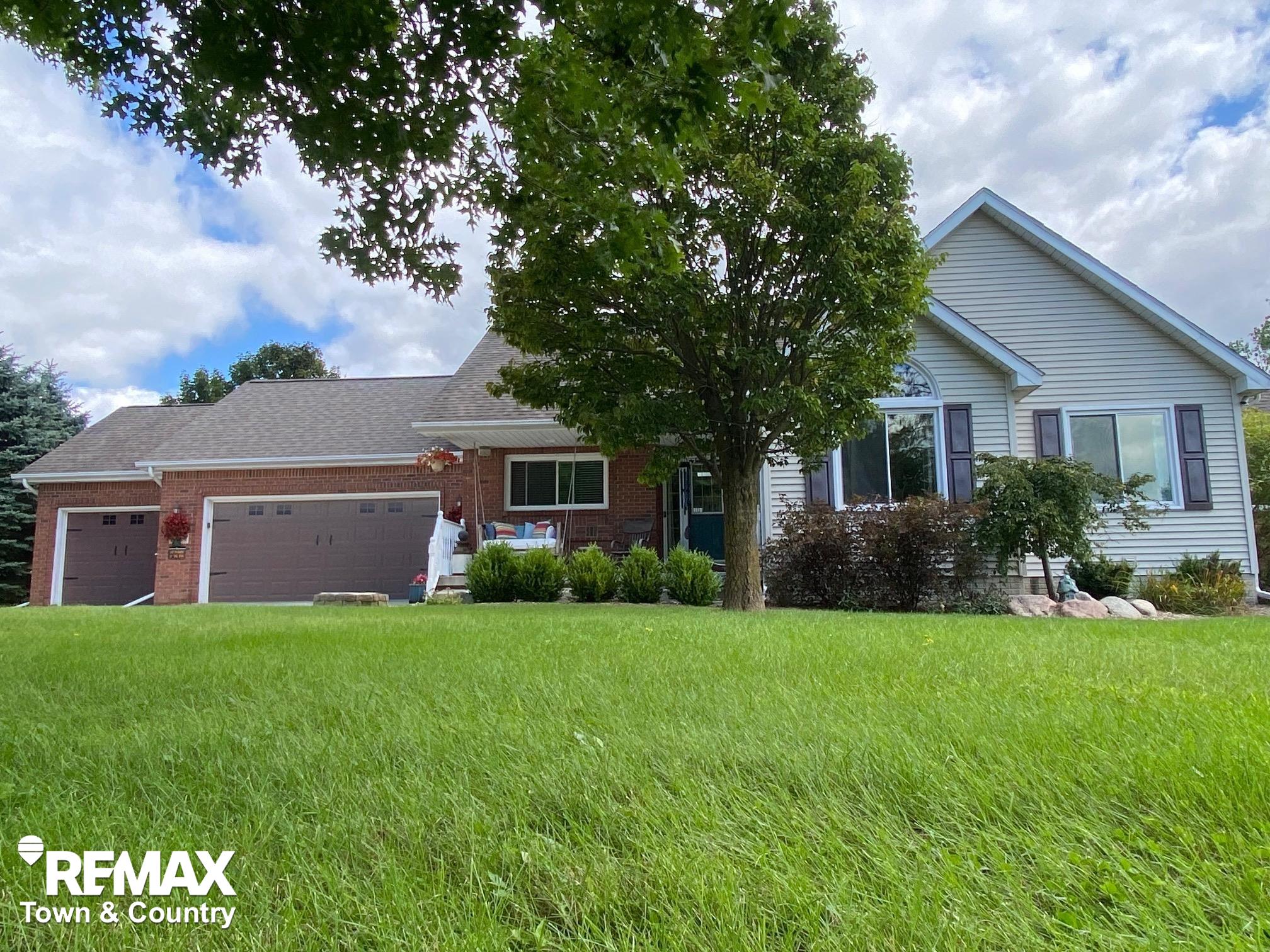 2224 North McKinley Road Flushing, MI 48433 - Photo 2 of 56 50152607-c8a0af37-8542-4069-9c53-a8aa7cdf706f.JPG