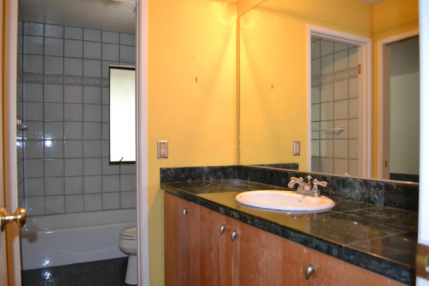 85 Bates Road Hillsborough, CA 94010 - Photo 11 of 30 Gallery Image 11