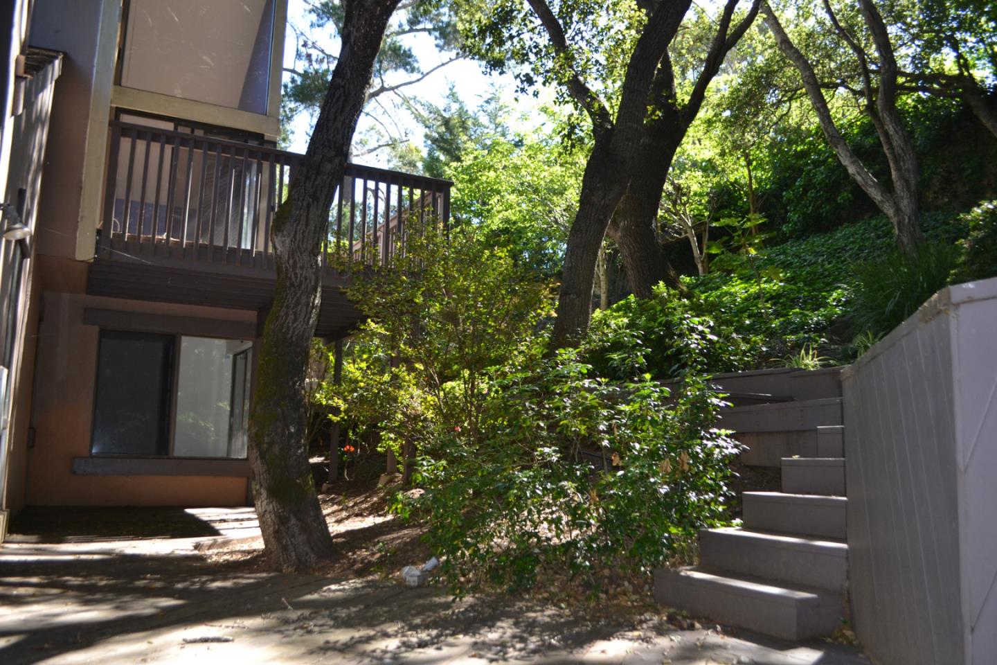 85 Bates Road Hillsborough, CA 94010 - Photo 23 of 30 Gallery Image 23