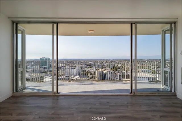 a view of floor with a window