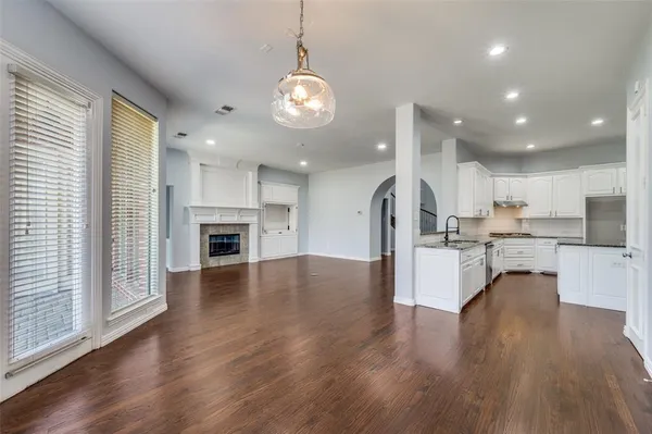 $799,999 | 10230 Burnt Mill Lane, Frisco, TX 75035