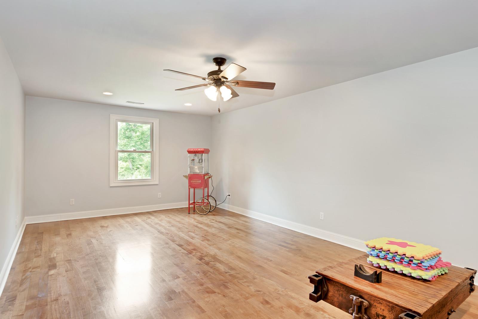 1194 Johnny Hall Road Burns, TN 37029 - Photo 24 of 24 Gallery Image 24