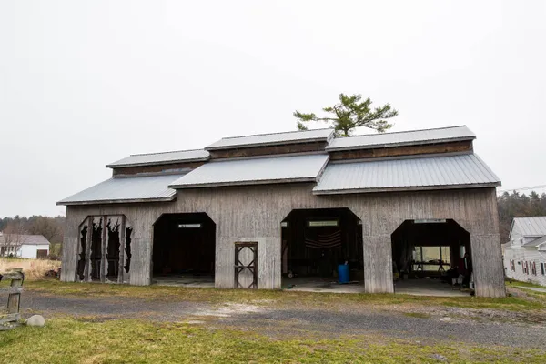 $999,000 | 557 Pleasant Valley Road, Benson, VT 05760