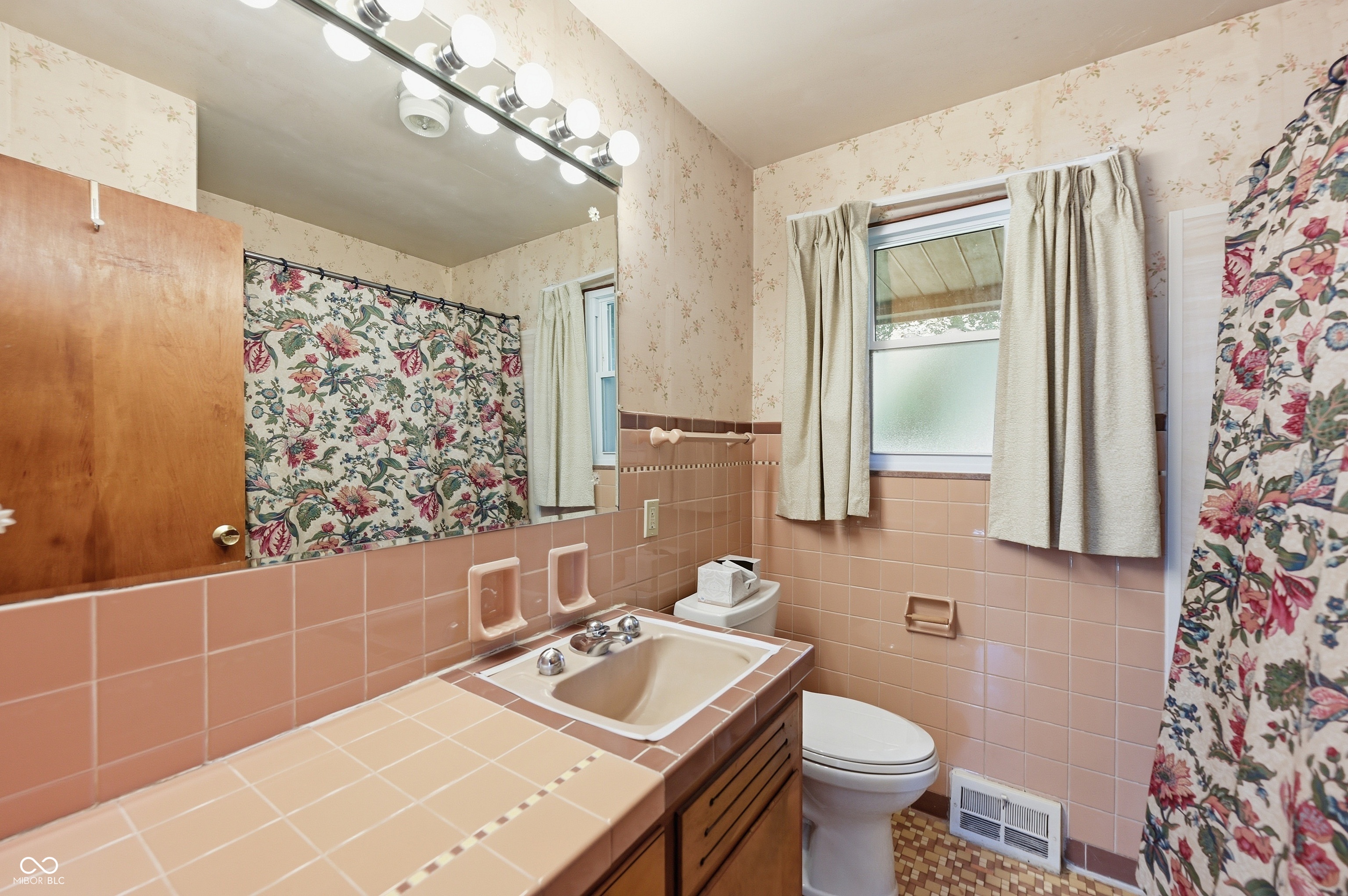 6247 Acton Road Indianapolis, IN 46259 - Photo 16 of 33