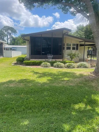 $179,900 | 2804 Wekiva Road, Tavares, FL 32778