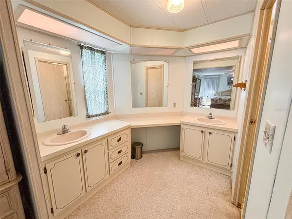 $179,900 | 2804 Wekiva Road, Tavares, FL 32778