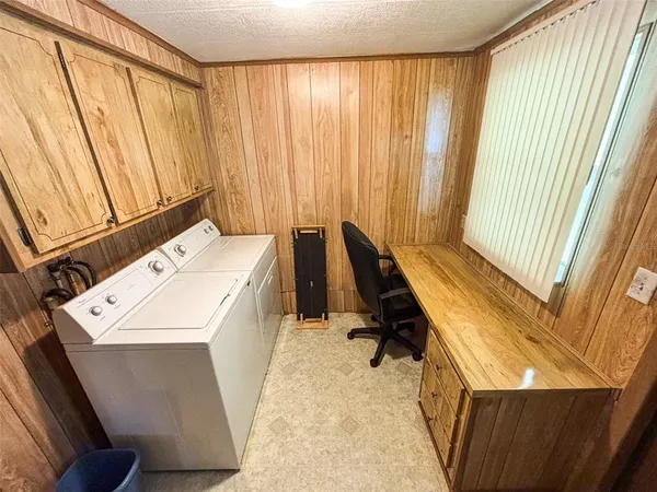 $179,900 | 2804 Wekiva Road, Tavares, FL 32778