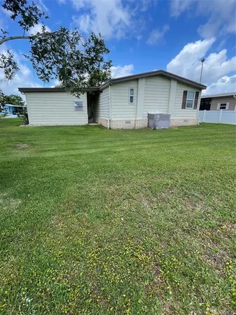 $179,900 | 2804 Wekiva Road, Tavares, FL 32778