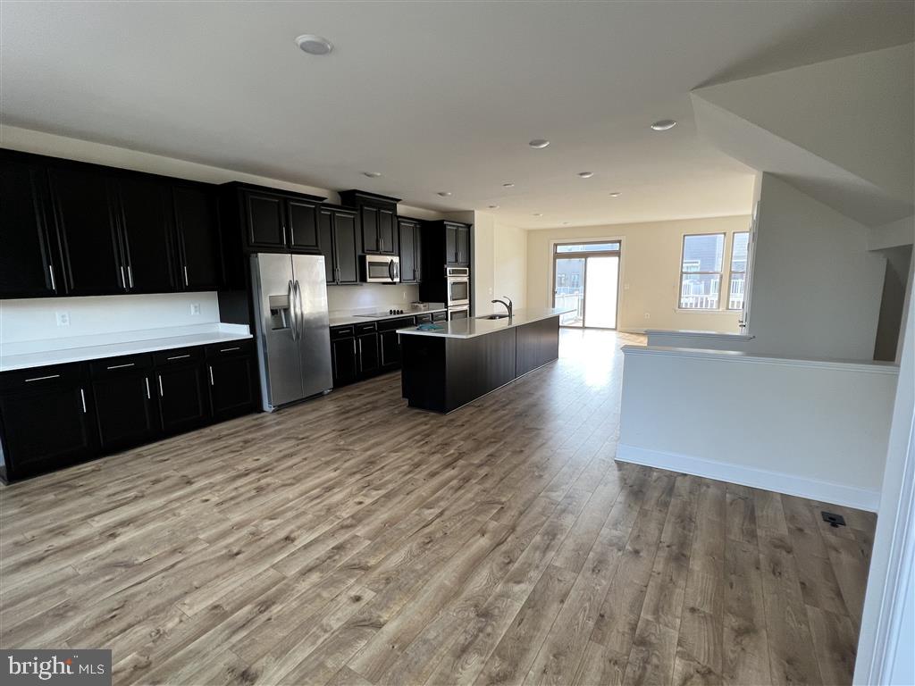 9908 Buchanan Loop Manassas, VA 20110 - Photo 3 of 11