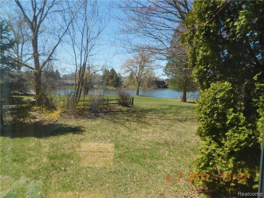 4290 Wendell Road West Bloomfield, MI 48323 - Photo 14 of 50