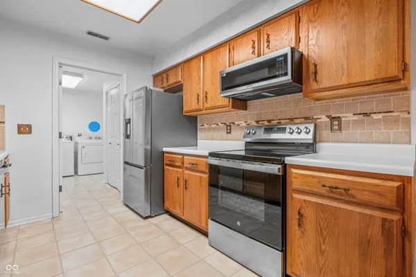 $219,999 | 7609 Farm View Circle East, Indianapolis, IN 46256