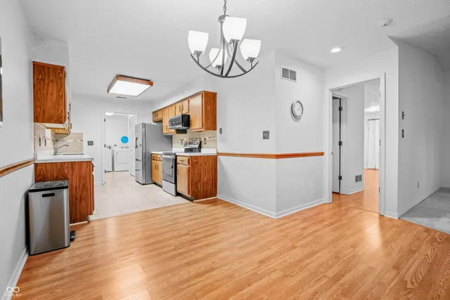 $227,900 | 7609 Farm View Circle East, Indianapolis, IN 46256