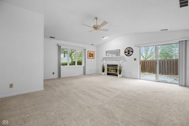 $227,900 | 7609 Farm View Circle East, Indianapolis, IN 46256