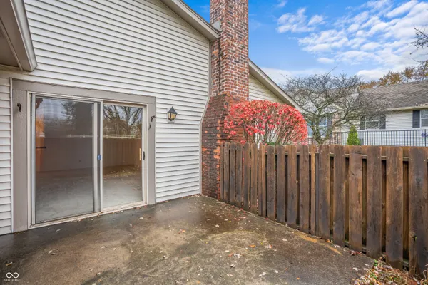 $219,999 | 7609 Farm View Circle East, Indianapolis, IN 46256