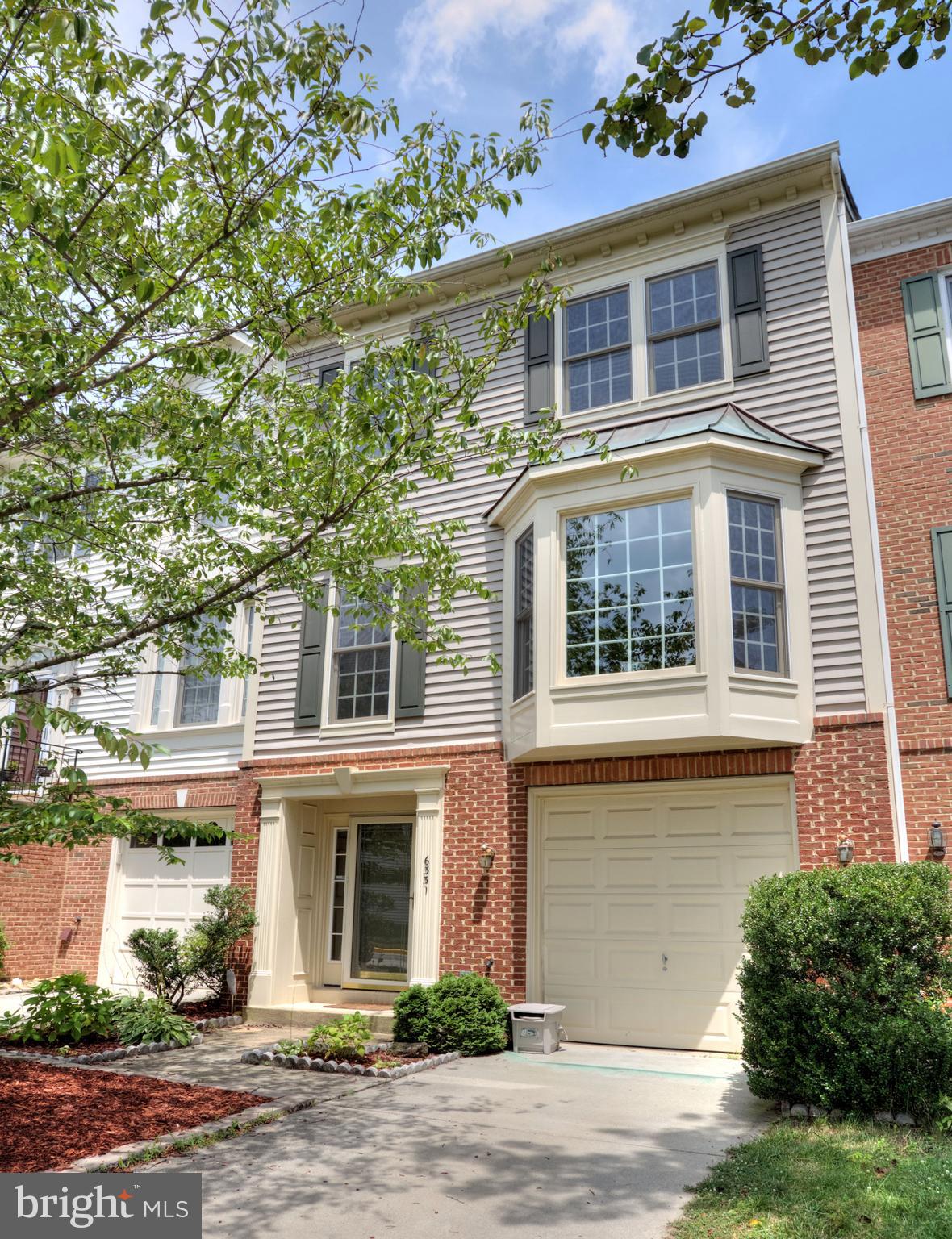 6331 Simmer Circle Springfield, VA 22150 - Photo 2 of 41 Beautifully situated in the community