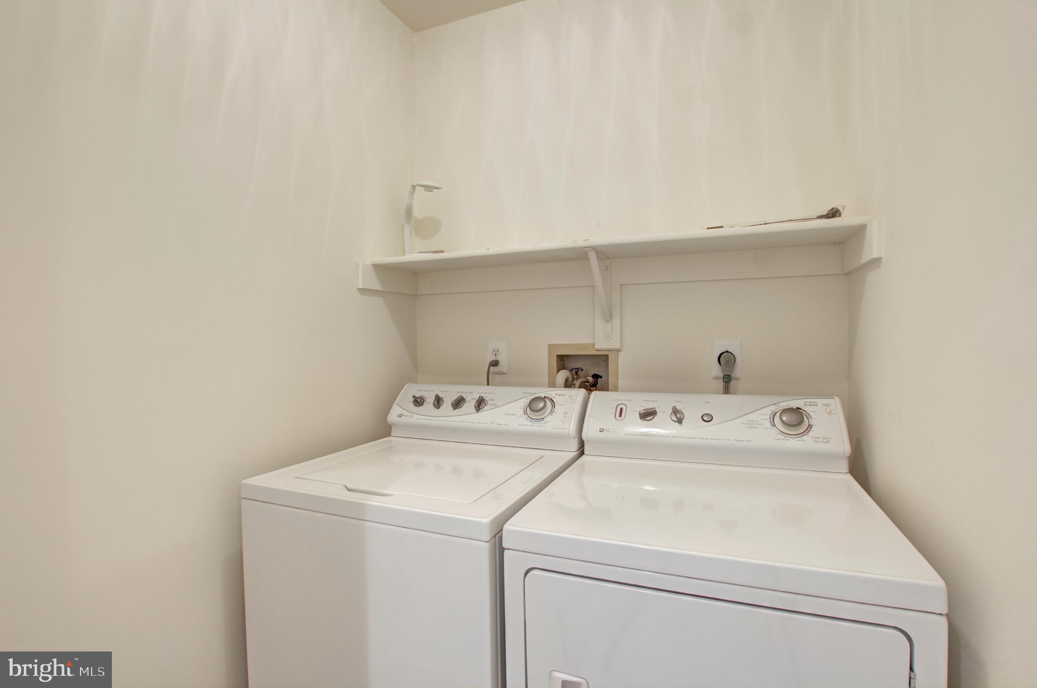 6331 Simmer Circle Springfield, VA 22150 - Photo 33 of 41 Laundry